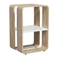 **Moderne open kast met houten afwerking en witte plank**